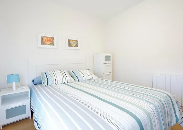 Centro Playa V Vut خيخون